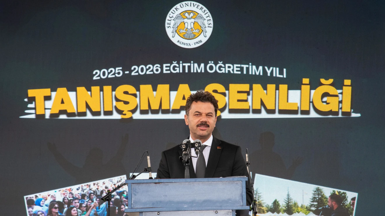 Selçuk Üniversitesinde Tanışma Şenliği coşkuyla başladı